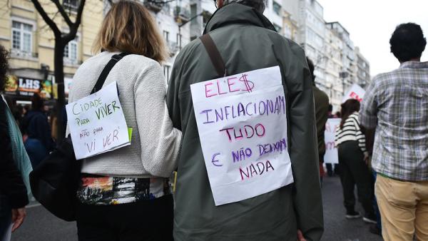Manifestação pelo direito à habitação