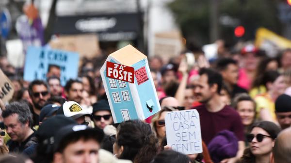 Manifestação de 1 de abril.