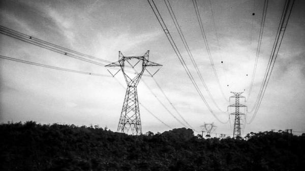 Torres elétricas. Foto de Tiago E. Pereira/Flickr.