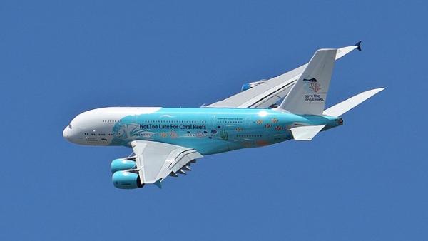 Airbus da Hi FLy em Paris. Foto:Ibex73/wikimedia commons.