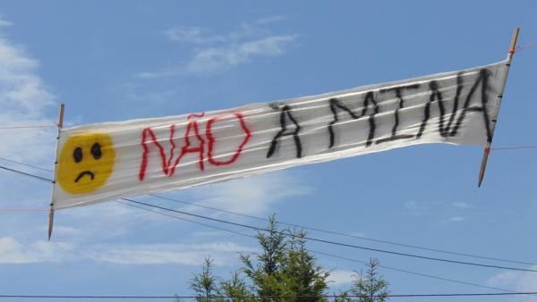 Faixa "Não à Mina"