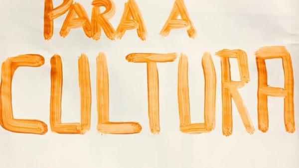 "Orçamento para a Cultura - Subelo", pancarta da manifestação de 6 de abril.