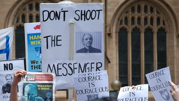 Manifestação de apoio a Assange. Sidney, 2010.