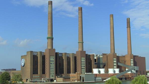 Economia alemã teve queda histórica no segundo trimestre – Foto da Volkswagen Wolfsburg, wikimedia
