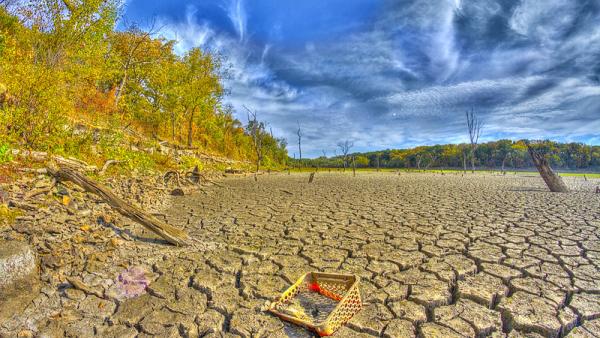 terreno em situação de seca