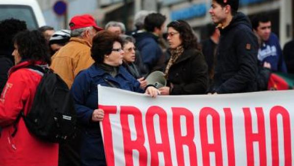 Os governos da Alemanha e da Holanda exigiram "competitividade" aos salários dos países do Sul da Europa, que tiveram grandes reduções dos custos de trabalho com a imposição da austeridade. Mas os custos laborais naqueles dois países aumentaram12,2% e 11,7% respectivamente. Foto de Paulete Matos