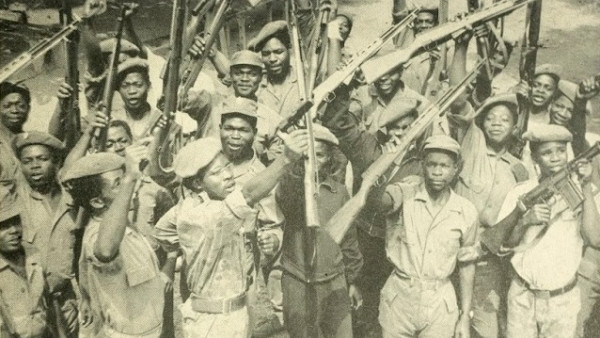 Imagem do livro 'MPLA - Dez anos de luta' (Edição do MPLA - 1966).