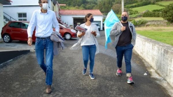 Na reta final para as eleições legislativas da Região Autónoma, António Lima propõe o aumento do complemento regional de pensão para 438 euros.