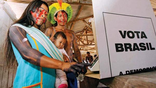 Nas eleições municipais brasileiras, foram eleitas pelo menos 237 candidaturas indígenas, segundo dados da Articulação dos Povos Indígenas do Brasil – Foto Outras Palavras