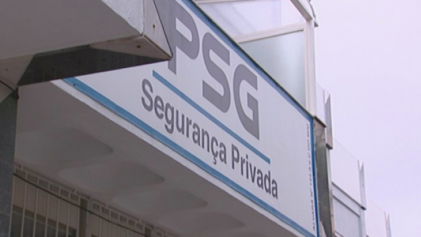 A PSG – Segurança Privada não está a pagar os salários atempadamente, havendo trabalhadores que a 5 de agosto, ainda não receberam o salário de julho