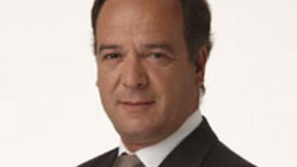 Carlos Carreiras já combateu o plano que agora fez todos os esforços para aprovar, denuncia o Bloco.