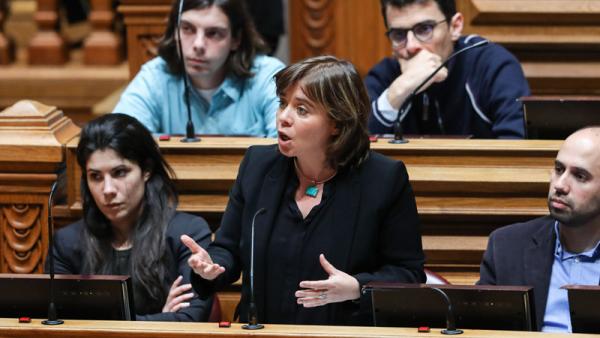 Catarina Martins no parlamento