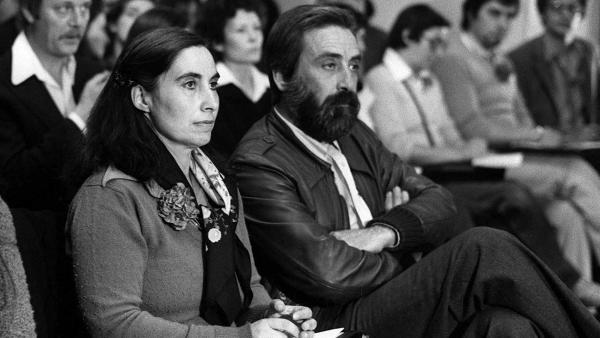 Carlos Antunes com Isabel do Carmo durante o seu julgamento. Foto de Luís Vasconcelos/Lusa.