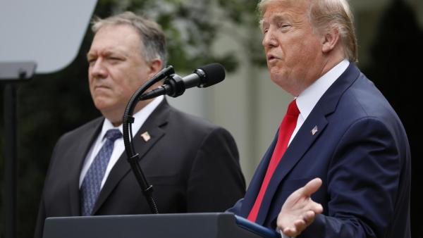 Trump e Pompeo em maio de 2020. Foto de YURI GRIPAS/EPA/Lusa.