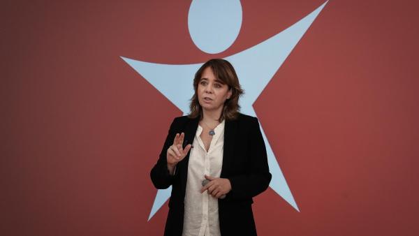 Em Portugal, um terço das pessoas que trabalham são pobres, demonstrando o baixo nível salarial do país.