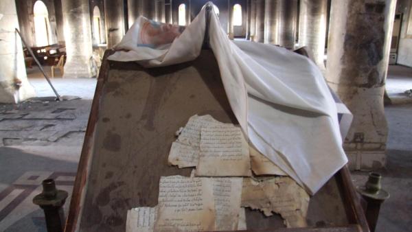 Catedral da Imaculada Conceição, em Qaraqosh, Novembro de 2016, já depois da expulsão da organização Estado Islâmico. Foto de José Manuel Rosendo publicada no seu blogue.