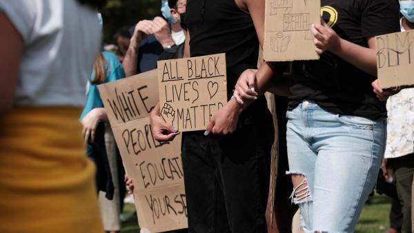 93% das manifestações antirracistas nos EUA foram pacíficas, diz relatório
