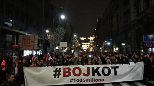 Cartaz apelando ao boicote eleitoral em dezembro de 2019. Foto de @_1od5miliona/Twitter.