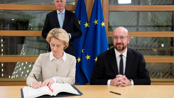Assinatura do acordo de saída do Reino Unido da União Europeia.