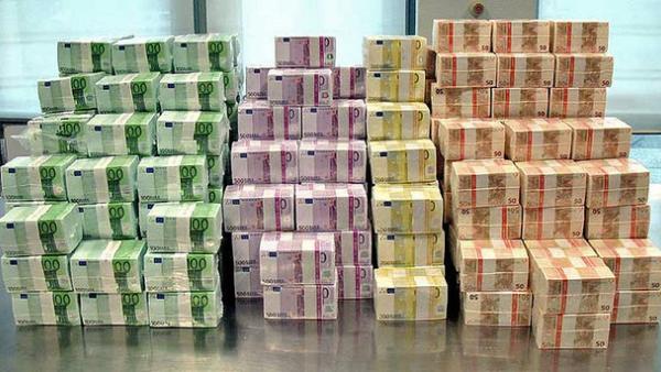 É verdade que "Portugal nunca recebeu tanto dinheiro"? Não, não é! - Foto de Araña1404/flickr 