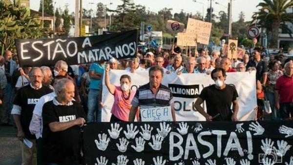 Manifestação da população de Torres Novas pelo encerramento da Fabrióleo – foto mediotejo.net