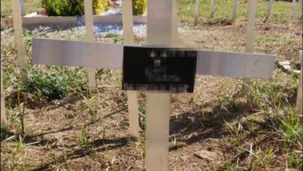 Italianas insurgem-se contra campas de fetos identificados com o nome das mães