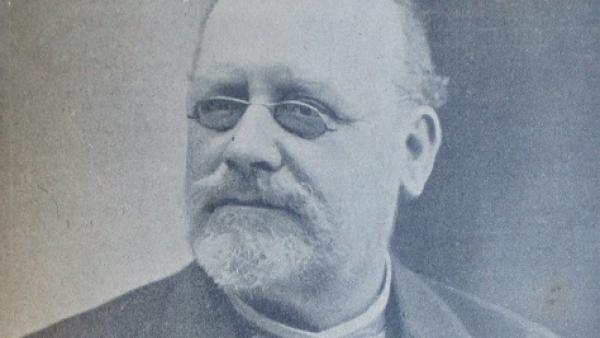 Azedo Gneco.