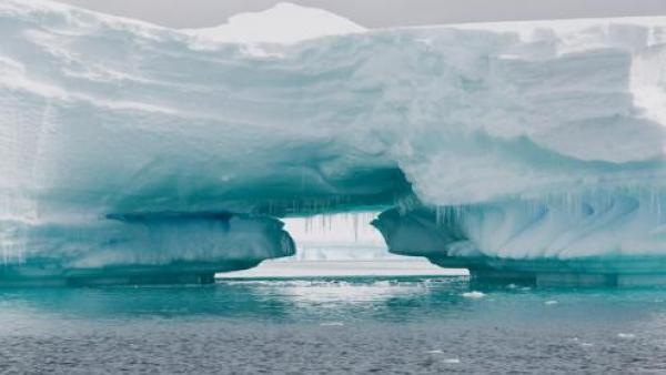 Terra perdeu 28 biliões de toneladas de gelo em 30 anos