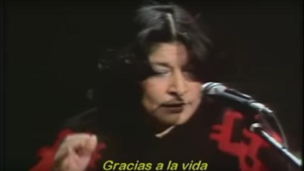Mercedes Sosa cantou "Gracias a la vida"