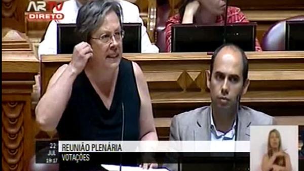 “Maioria legitima esta afronta aos direitos das mulheres”