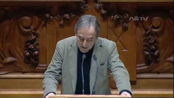 “Mergulhadas no meio da austeridade, empresas de transportes foram obrigadas a servir pior e mais caro”