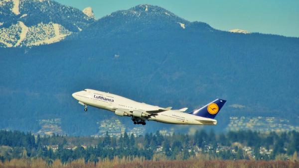 Avião da Lufhansa. Foto de Mike W./Flickr.