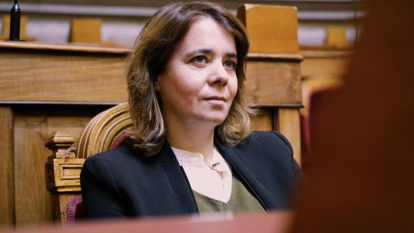 Catarina Martins no Parlamento. Foto de Ana Mendes.