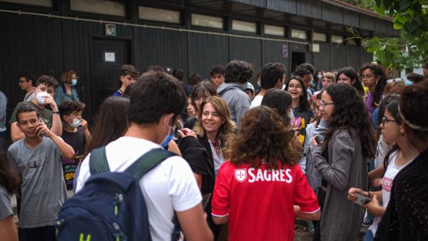 Catarina Martins visitou esta segunda-feira a Escola Michel Giacometti, da Quinta do Conde, Sesimbra, 30 de maio de 2022 – Foto de José Sena Goulão