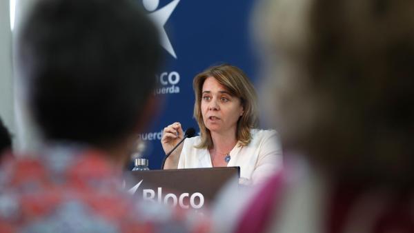 Catarina Martins este sábado no Encontro Nacional de Saúde do Bloco de Esquerda. Foto de ANTÓNIO PEDRO SANTOS/Lusa.