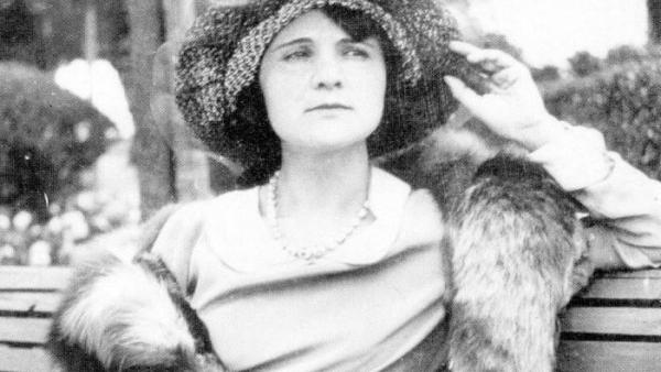 Florbela Espanca.