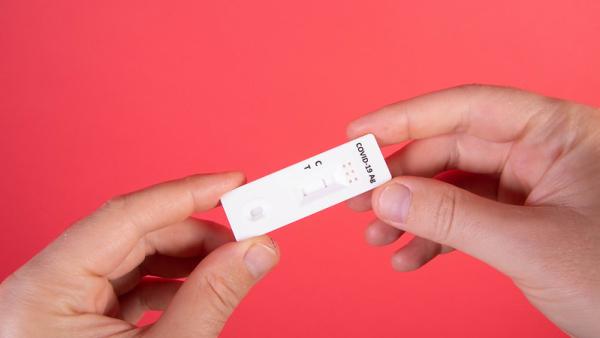 Foto de teste à Covid. Marco Verch/Flickr.