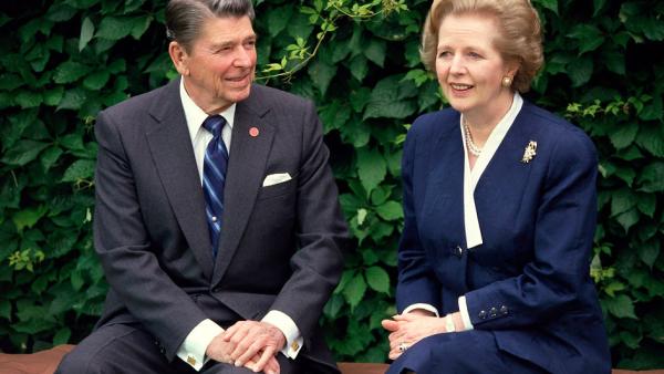 Ronald Reagan com Margaret Thatcher numa cimeira económica em Veneza em 1987. Foto de Levan Ramishvili/Flickr.
