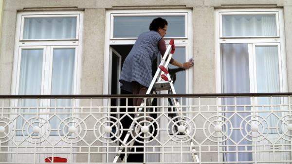 Há trabalhadores que ainda aguardam os apoios de julho e agosto