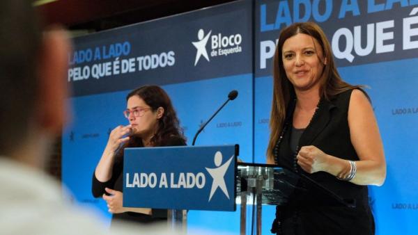 Marisa Matias em comício em Aveiro. Foto de Paula Nunes.