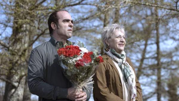 Luis Tosar e Blanca Portillo nos papéis do etarra Ibon Etxezarreta e da viúva Maixabel Lasa.