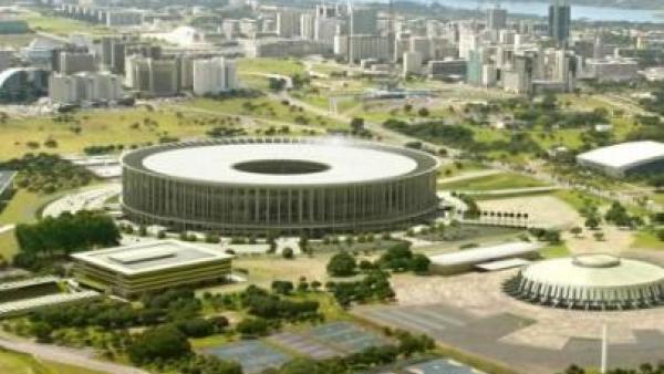 Estádio Mané Garrincha: demoraria 1167 anos a ser pago. Foto do site do estádio