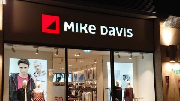 Loja da Mike Davis. Foto de Despedimentos.pt.