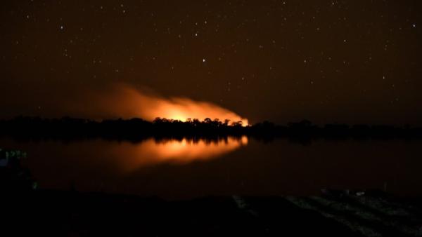 Incêndio na Baia Vermelha. Fonte IHP.