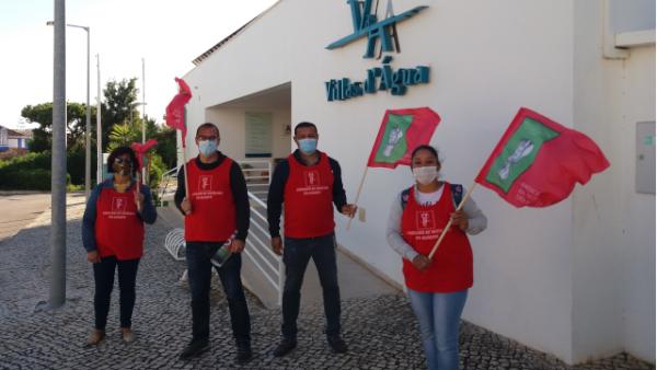 Trabalhadores da Quinta da Balaia e Villas d´Água estiveram em greve 