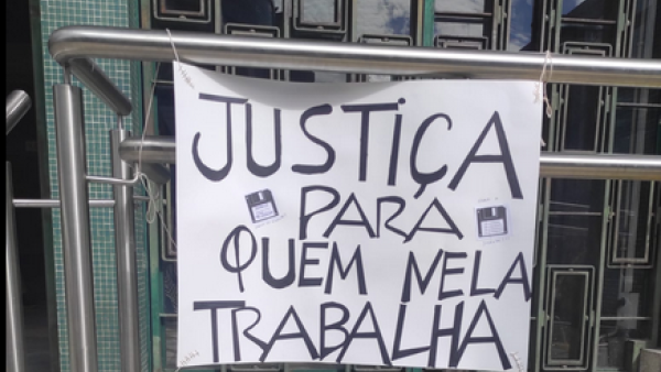 Funcionários judiciais em luta. Foto do Sindicato dos Funcionários Judiciais.