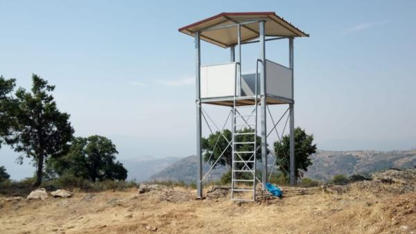 Torre de vigilância de incêndios em território do vale do rio Sabor - Fotografia de Fábio Nogueira/Palombar