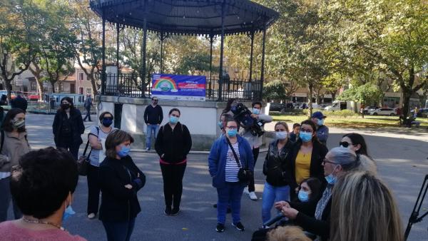 Catarina Martins encontra-se em Matosinhos com trabalhadores das cantinas escolares despedidas. Outubro de 2020.