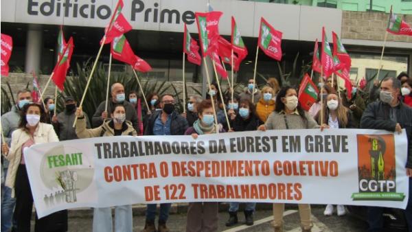 A trabalhadora, com o apoio do sindicato, vai impugnar o despedimento no Tribunal do Trabalho.