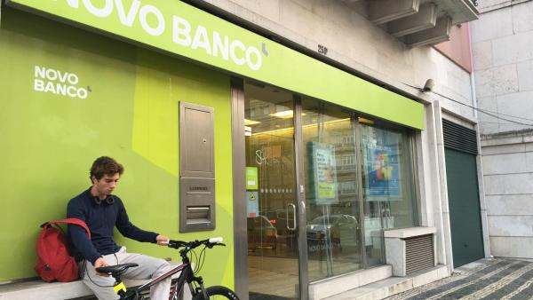 Novo Banco. Foto de Paulete Matos.